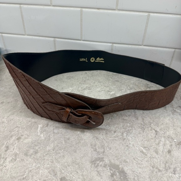 Rare Vintage Landes Brown Leather Crocodile Embossed Belt. Large. Like new! - Picture 4 of 7